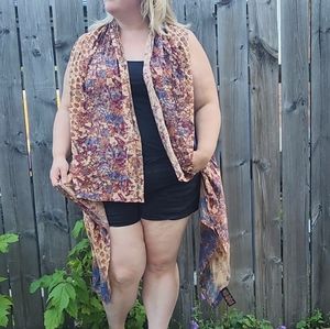 Size 3x/4x Love & Legend Neutral Color Patterned Sleeveless Duster
